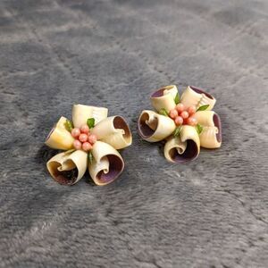 Vintage 1950's Seashell & Faux Pink Pearl Clip Earrings